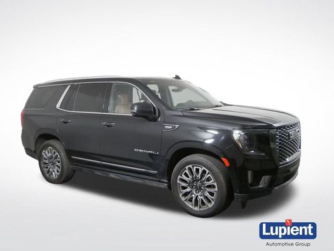 Used 2024 GMC Yukon Denali Ultimate AWD/4WD image 1