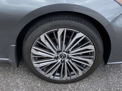 Used 2023 Nissan Altima 2.5 SL AWD/4WD image 4