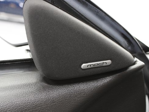 Used 2004 Ford Mustang Cobra RWD image 8