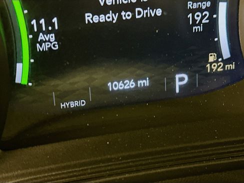 Used 2025 Jeep Wrangler Sahara w/ Safety Group image 19