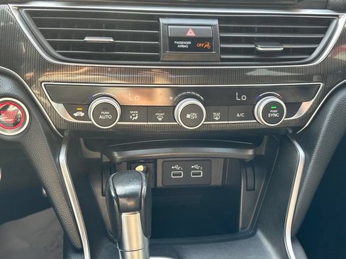 Used 2022 Honda Accord Sport image 13