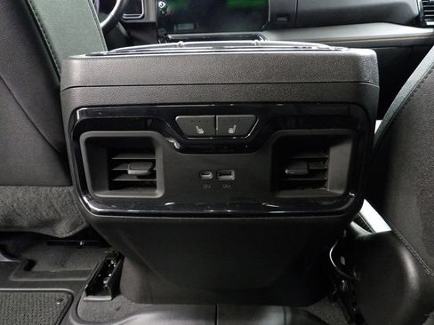 Used 2023 GMC Sierra 1500 AT4 AWD/4WD image 14