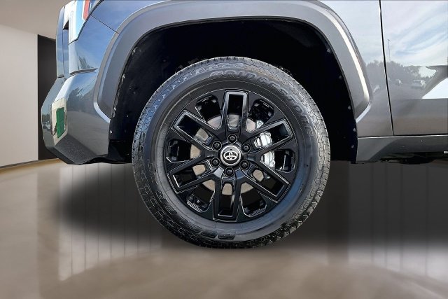 Used 2026 Toyota Tundra SR5 w/ SX Package AWD/4WD image 29