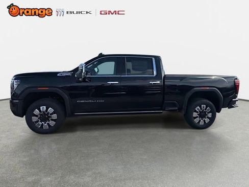 New 2026 GMC Sierra 2500 Denali w/ Denali Reserve Package AWD/4WD image 6