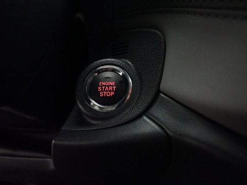 Used 2025 Subaru Outback Premium w/ Popular Package #1A image 32