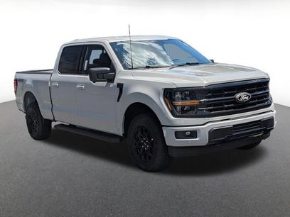 New 2026 Ford F150 XLT w/ Equipment Group 302A MID