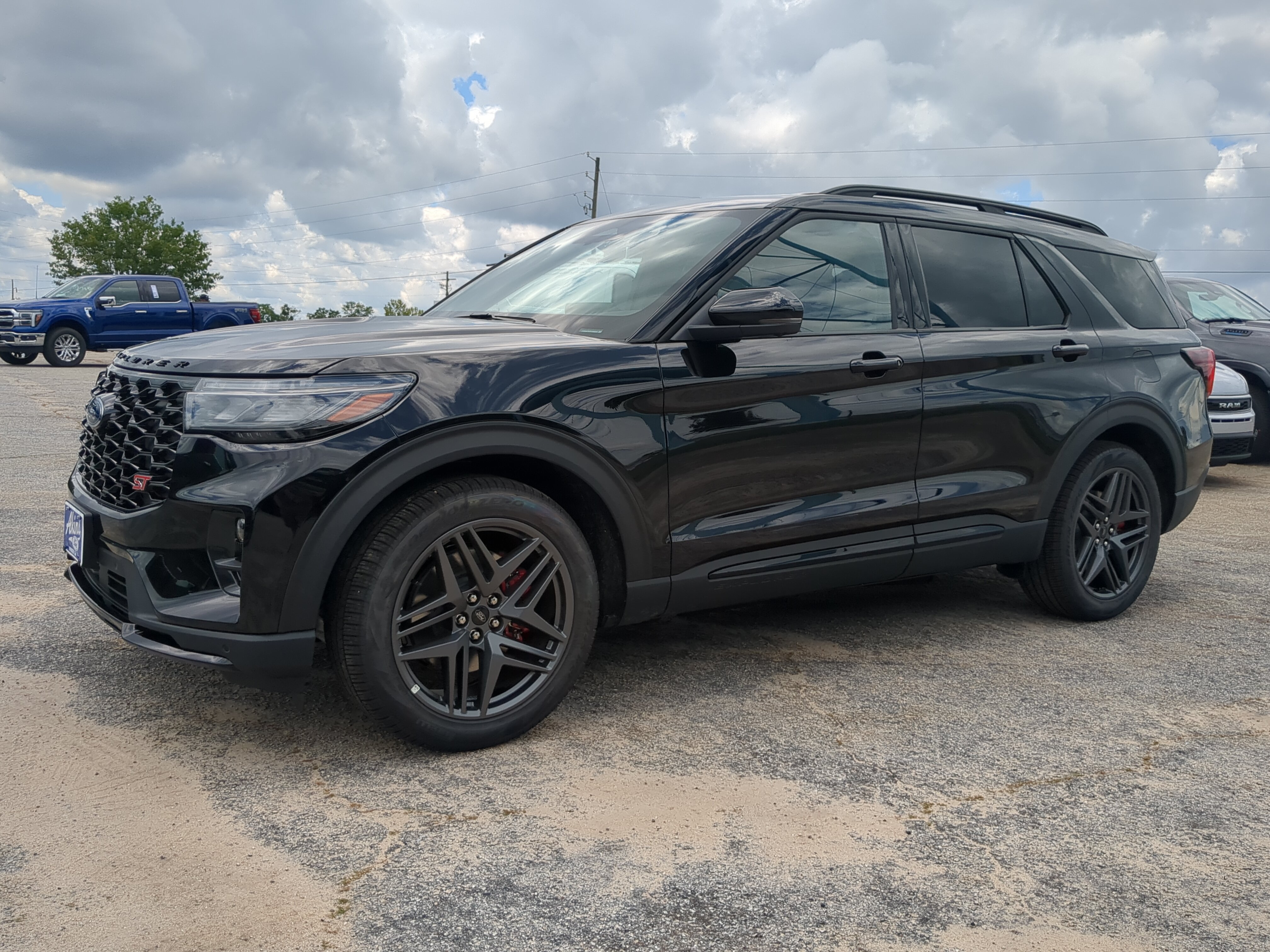 New 2026 Ford Explorer ST w/ Sun And Sound Package RWD image 6