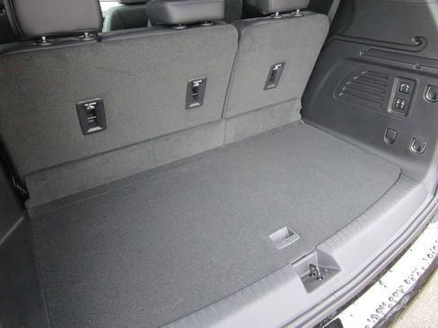 New 2026 GMC Acadia Denali image 16