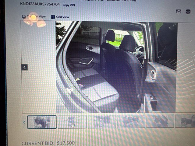 Used 2025 Kia Soul LX w/ LX Technology Package FWD image 6