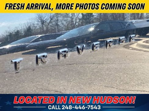 Used 2023 Chevrolet Traverse RS image 12