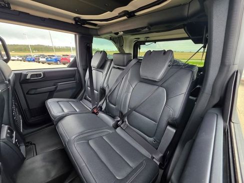 New 2026 Ford Bronco Badlands w/ Sasquatch Package AWD/4WD image 29