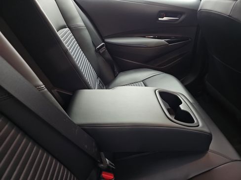 Used 2020 Toyota Corolla XSE image 26