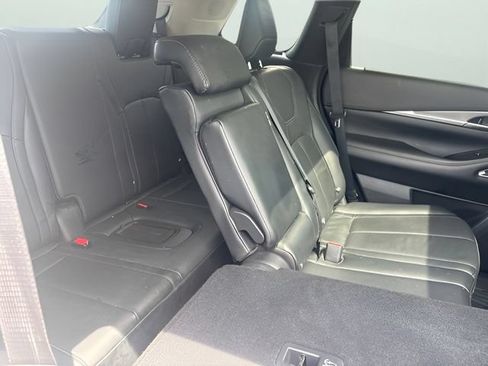 Used 2023 INFINITI QX60 Luxe w/ Performance Audio Package AWD/4WD image 32