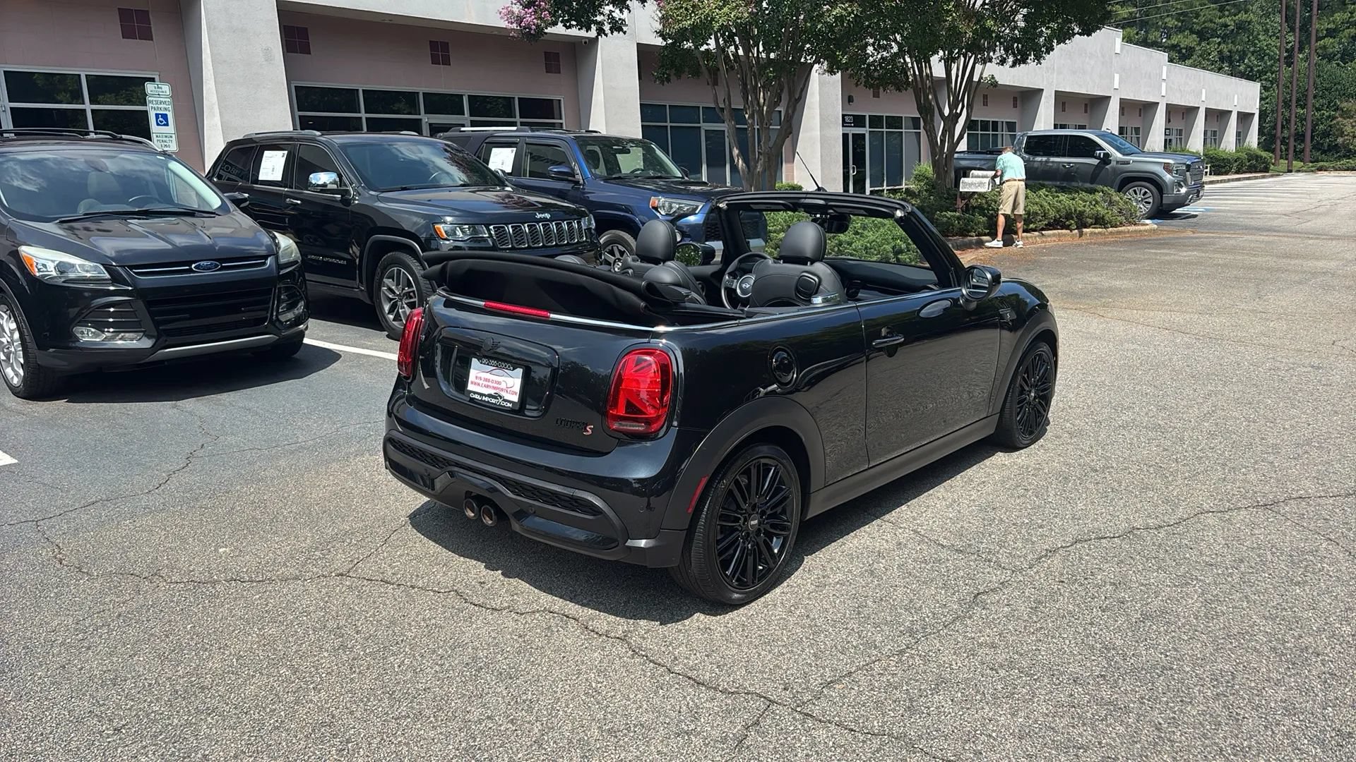 Used 2023 MINI Cooper S FWD image 5