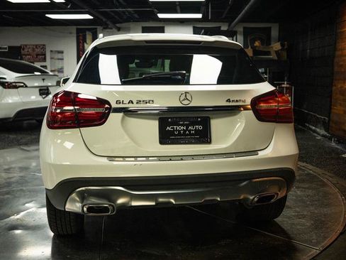 Used 2018 Mercedes-Benz GLA 250 4MATIC image 6