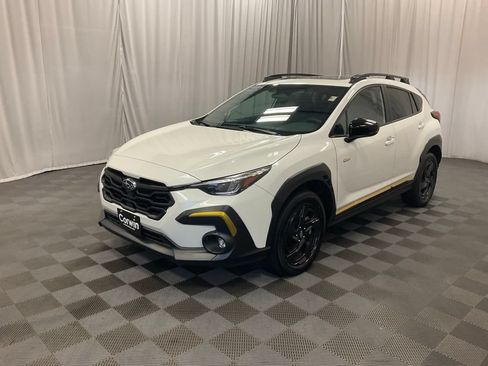 Used 2025 Subaru Crosstrek 2.5i Sport AWD/4WD image 8