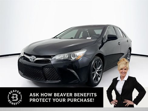 Used 2017 Toyota Camry XSE image 1