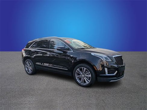 Certified 2025 Cadillac XT5 Premium Luxury image 7