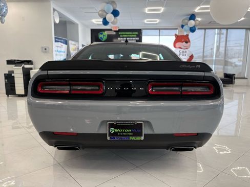 Used 2022 Dodge Challenger R/T w/ T/A Package image 11