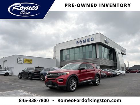 Certified 2023 Ford Explorer XLT w/ Equipment Group 202A AWD/4WD image 1