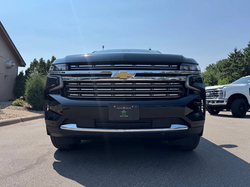 Used 2023 Chevrolet Tahoe Premier w/ Advanced Technology Package AWD/4WD image 5
