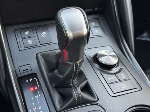 Used 2025 Lexus IS 350 F Sport RWD image 20