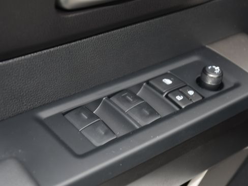 New 2025 Toyota Tundra SR5 image 6