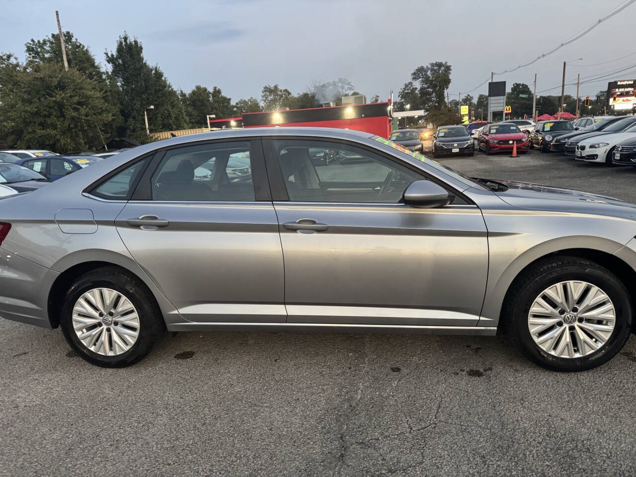 Used 2020 Volkswagen Jetta S w/ Driver Assistance Package FWD image 4