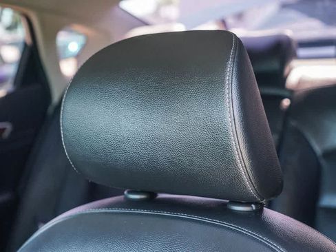 Used 2017 Kia Cadenza Technology FWD image 24