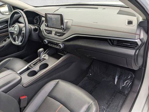 Used 2019 Nissan Altima 2.5 SR w/ SR Premium Package FWD image 21