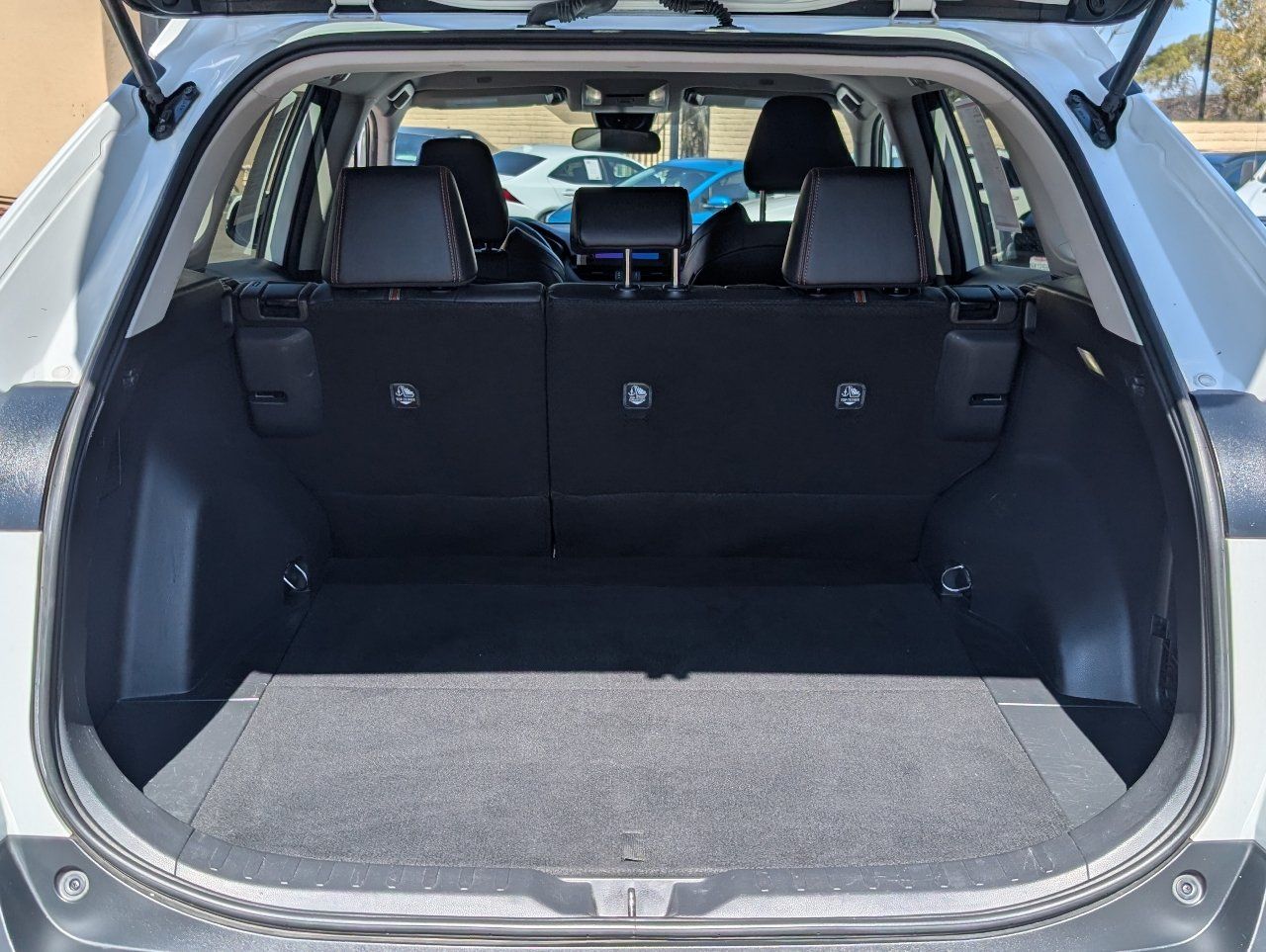 Used 2024 Toyota RAV4 Adventure AWD/4WD image 9