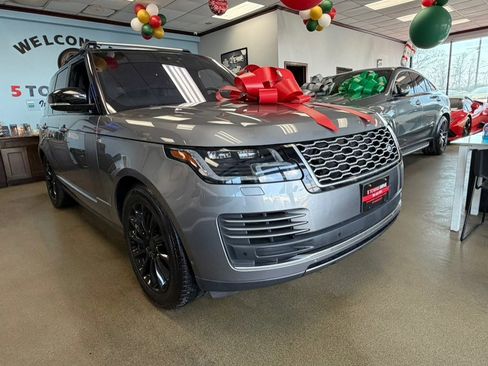 Used 2020 Land Rover Range Rover HSE image 2