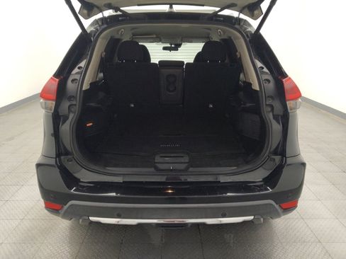 Used 2019 Nissan Rogue SV image 29