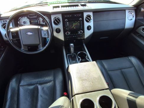 Used 2013 Ford Expedition Limited AWD/4WD image 25