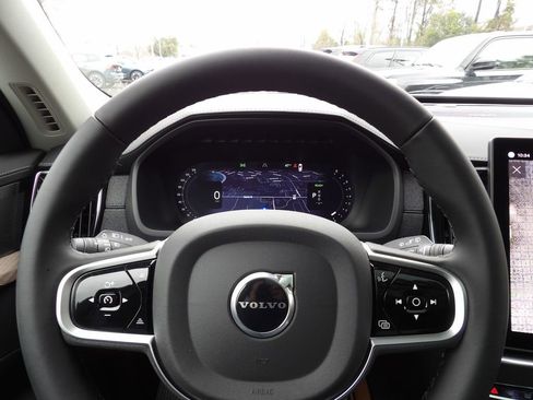 New 2026 Volvo XC90 T8 Plus image 16