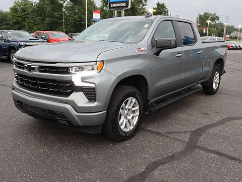 Used 2023 Chevrolet Silverado 1500 RST w/ Z71 Off-Road Package AWD/4WD image 16