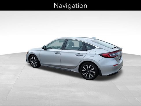 Used 2024 Honda Civic EX-L image 7