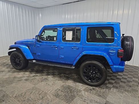 Used 2023 Jeep Wrangler Altitude image 4