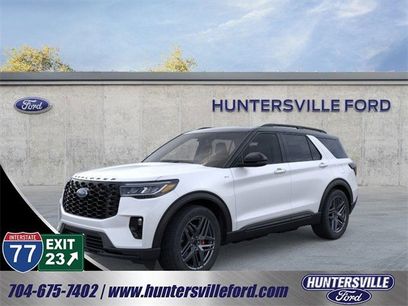 New 2025 Ford Explorer ST-Line w/ Premium Package