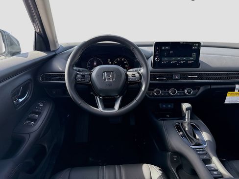 New 2026 Honda HR-V EX-L image 17