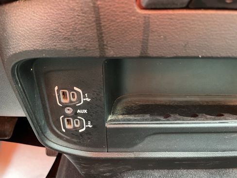 Used 2024 RAM 2500 Big Horn image 18