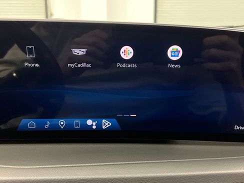 Used 2024 Cadillac XT4 Premium Luxury image 51