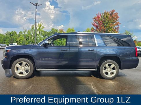 Used 2019 Chevrolet Suburban Premier AWD/4WD image 4