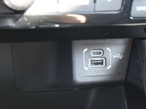 Used 2025 Jeep Compass Trailhawk AWD/4WD image 40