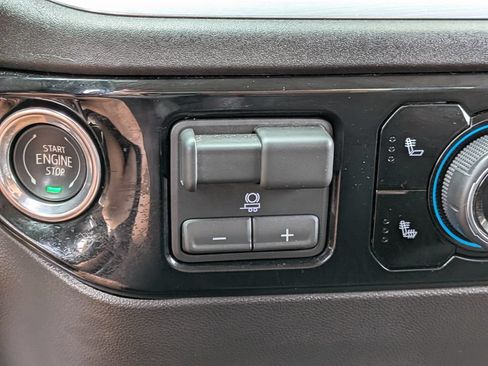 Used 2026 Chevrolet Silverado 1500 LT AWD/4WD image 29