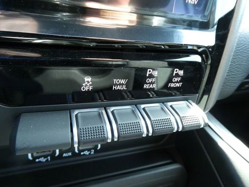 New 2026 RAM 2500 Big Horn AWD/4WD image 26