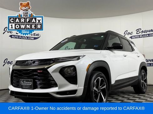 Used 2023 Chevrolet TrailBlazer RS w/ Sun and Liftgate Package AWD/4WD image 3