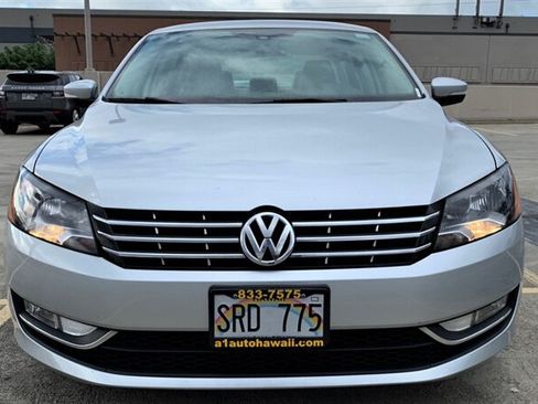 Used 2015 Volkswagen Passat 1.8T Limited Edition FWD image 2