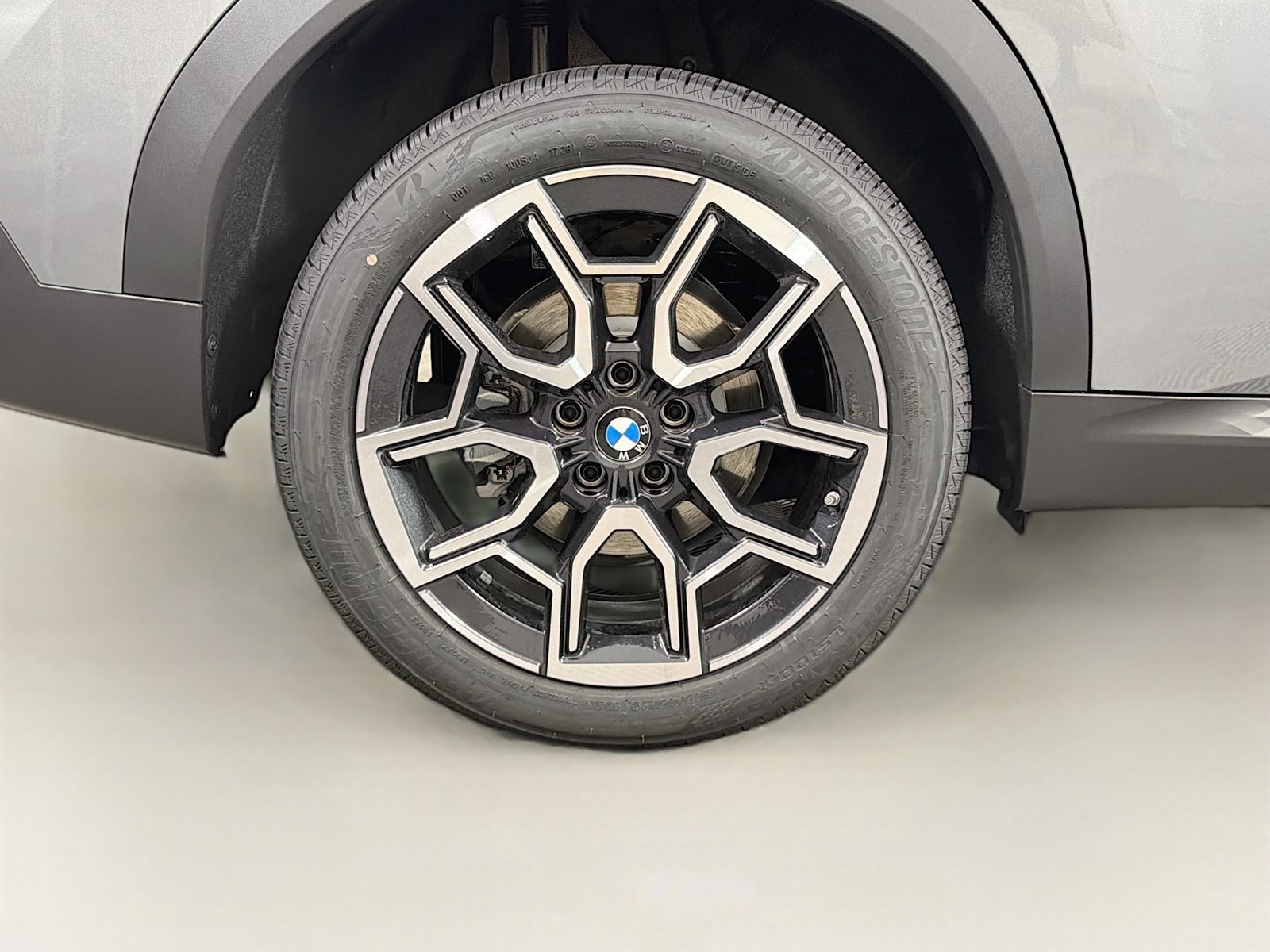 New 2026 BMW X2 xDrive28i w/ Convenience Package AWD/4WD image 36