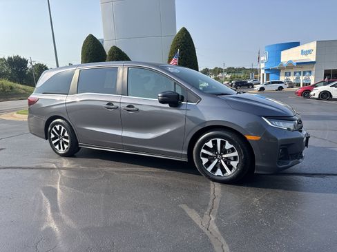 Used 2025 Honda Odyssey EX-L image 1